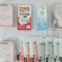 ( M-689 )マスク ２８袋 ６箱 まとめて まとめ売り プリーツ ３D 立体 不織布 ポリウレタン 小さめ フリーサイズ 個装 中古の画像