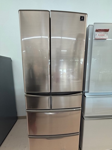 ⑥✓Hisenseノンフロン冷凍冷蔵庫✓ ✓HR-D1701B✓