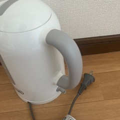 電気ケトルの画像