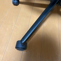 イーサプライ　オフィスチェア　ハイタイプの画像