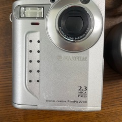 富士フイルム　FinePix 2台セットの画像