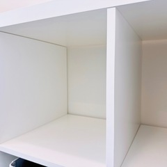  IKEA カラックス KALLAX シェルフユニット 扉付きインサート付きの画像