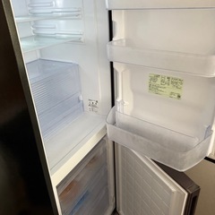 SHARP冷蔵庫の画像