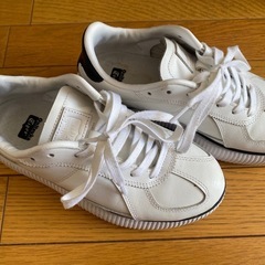 美品☆オニツカタイガー☆デレシティ☆24cmの画像