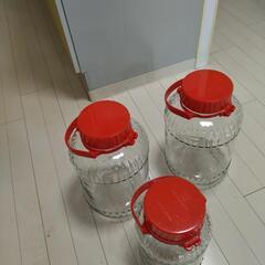 梅酒瓶。東洋佐々木ガラス果実酒ビン8000ml2個4000ml1個の画像