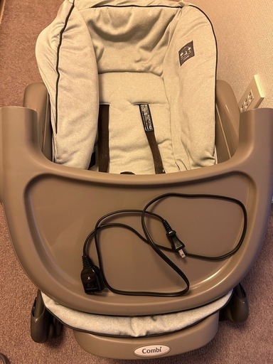 コンビ ネムリラ オートスウィング