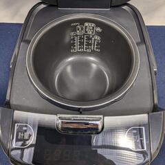 アイリスオーヤマ　3合炊き IHジャー炊飯器　KRC-IC30-B 2020年製の画像