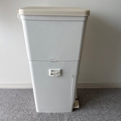 【早い者勝ち】ペダル式2段ゴミ箱の画像