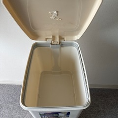 【早い者勝ち】ペダル式2段ゴミ箱の画像