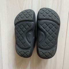 Nike Aqua Swoosh 11C 子供サンダル の画像