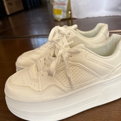 【決まりました】厚底スニーカーの画像