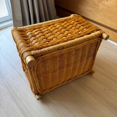 かご　ラタン　バスケットの画像