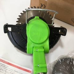 北海道旭川市発直接引渡し限定品 中古　草刈り機 充電式 高性能 21V 4000mAhのバッテリー総容量の画像