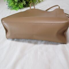 one after another NICE CLAUP/トートバッグ　スクエアバッグ　A4バッグ　シンプルスクエアバッグの画像