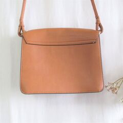 未使用保管品/ZARA TRF/ショルダーバック　スクエアバック　フェイクレザー　コンパクトの画像
