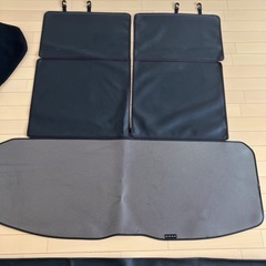 トヨタ純正80系ノア•ラゲージマット、リアマット、シートカバー5点セットの画像