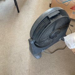 でか扇風機の画像