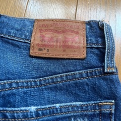 LEVIS デニムの画像