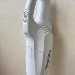 Makita（マキタ）充電式クリーナー CL107FD 2,000円の画像