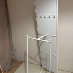 IKEA  全身鏡　ラック付きの画像