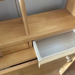 折りたたみ机の画像