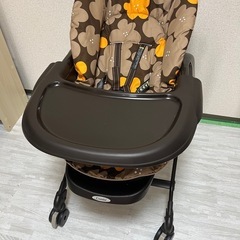 コンビ ハイローチェアの画像