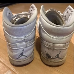 NIKE  Jordan  エア ジョーダン 1の画像