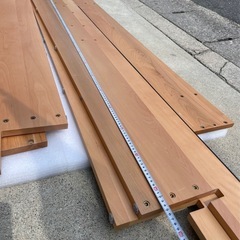 【無料】チェリー材のベッドフレーム解体材（DIY・工作向け）の画像