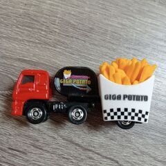 トミカ タカラトミー  いすゞ ギガ フライドポテトカーの画像