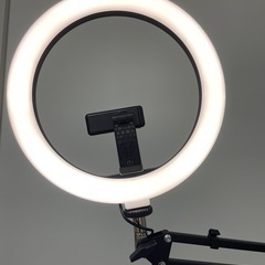 【アーム式リングライト】1500円 （引き取り：8月1日以降／大阪市中央区本町）の画像