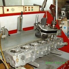 シニツアーBMW-メンテナンス-M1-M3-M5-M6-M635-CSLシリーズエンジンサービスの画像