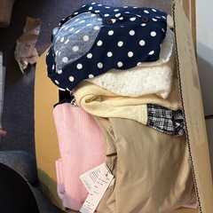 レディース服 箱売りの画像