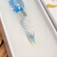 【激安】※箱潰れ有※スカイブルーTSUCIA ねじり ガラスペン 万年筆の画像