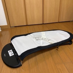 ベビービョルンバウンサー　メッシュ白の画像