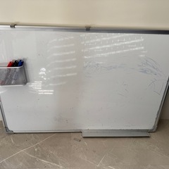 ホワイトボード ペン ペンケース付き の画像