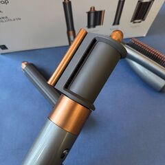 Dyson Airwrap スタイラーの画像