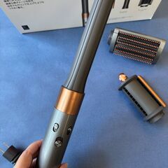 Dyson Airwrap スタイラーの画像
