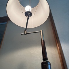 0円。フロアスタンド、取りに来てくれる方への画像