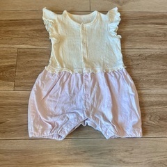 GU夏用ロンパース 70cm 女の子　5着まとめ売りの画像