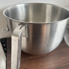 キッチンエイドKSM7の本体を除く以下4点（写真に載ってるもの全て）の画像