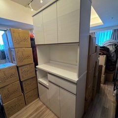 ニトリ 組合せキッチンボード ホワイト 幅101cm 高さ202cm 奥行43cmの画像