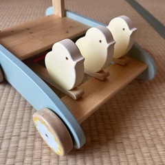 木製ベビープッシュトイ（手押し車）の画像
