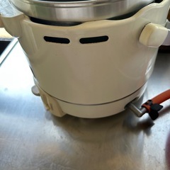 炊飯器の画像