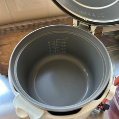 炊飯器の画像