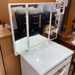 【トレファク高槻店】取りに来られる方限定！一生紀の3面ドレッサーのご紹介です！の画像