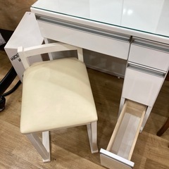 【トレファク高槻店】取りに来られる方限定！一生紀の3面ドレッサーのご紹介です！の画像