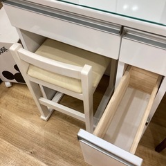 【トレファク高槻店】取りに来られる方限定！一生紀の3面ドレッサーのご紹介です！の画像