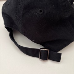 黒キャップ綿100%の画像