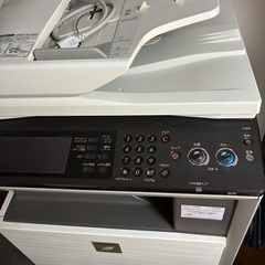 シャンプー複合機カラーコピー機の画像