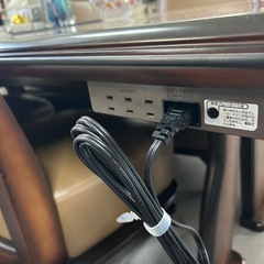 大塚家具/コンセント付きダイニングセットの画像
